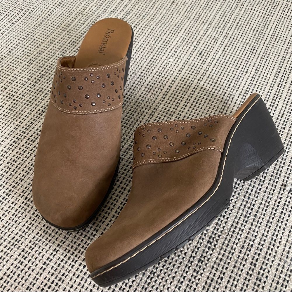 Bjorndal brown leather wedge clog size 9.5